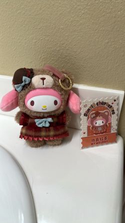 Hello Kitty Keychain new with card