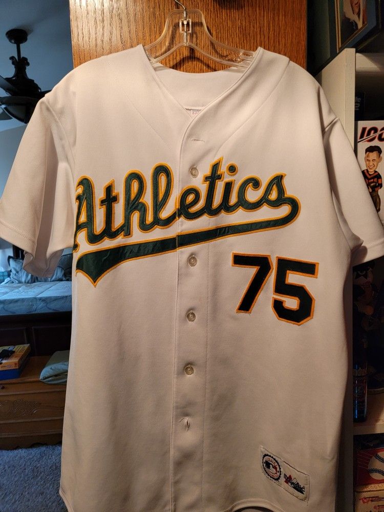 Barry Zito Jersey Like New Majestic Large for Sale in Algonquin, IL