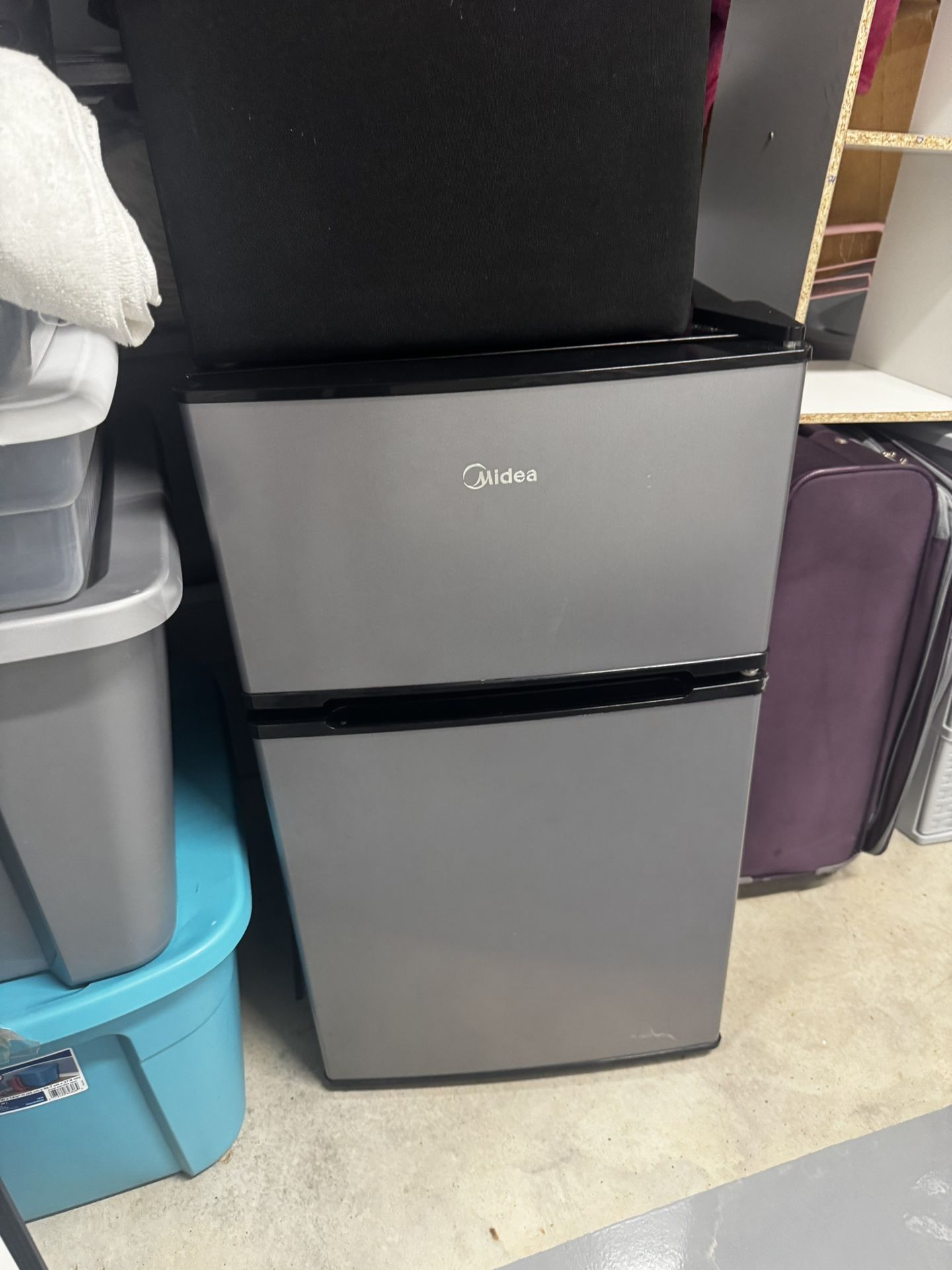 Mini Fridge