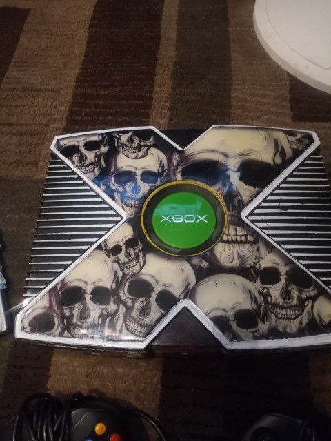Xbox With 74 Saved Games In The memory 4 Controllers A Head Set And A Tony Hawk Game $90