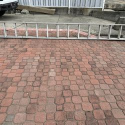 25ft Metal Werner Ladder 