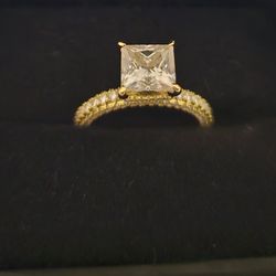 2 Carat Moissanite Ring