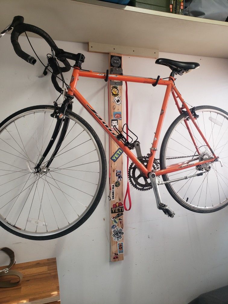 jamis road bike. nova, MAKE ME A OFFER 