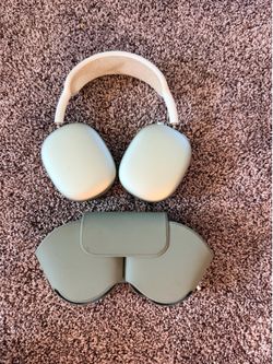 AirPod Maxes Green