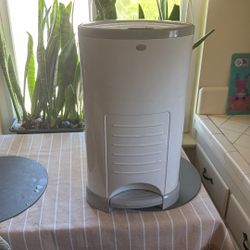 Diaper Pail 