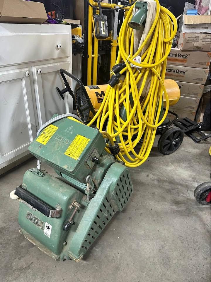 Lagler Hummel 8” Floor Sander