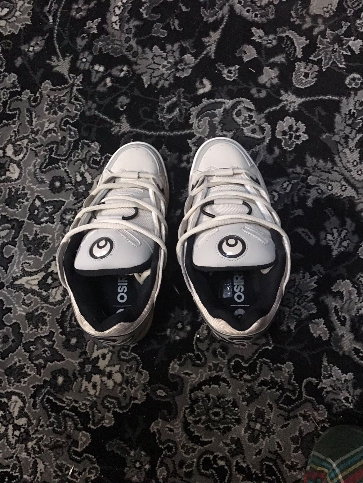 Osiris D3 (white)