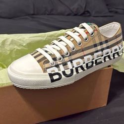 Burberry Shoes 