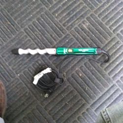 Bed Head: Electric ⚡ Curling Iron. New.