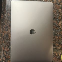 MacBook Pro 16in (2019)