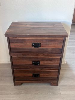 Wood night stand/dresser (heavy)