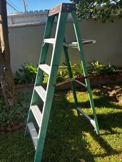 Ladders  used good condition