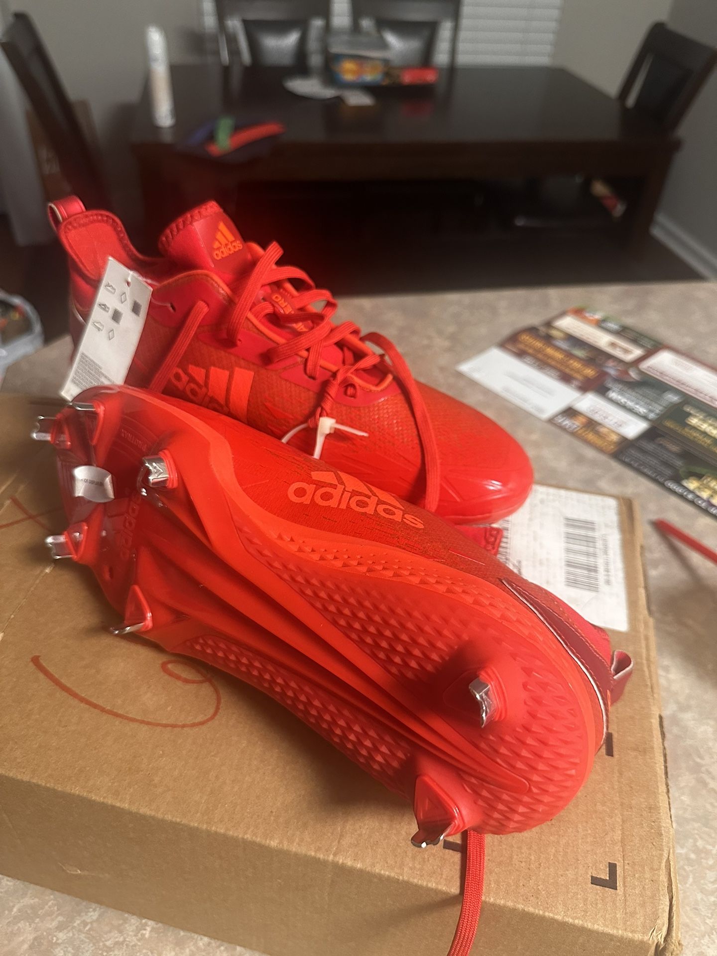 New Adidas Baseball Cleats Size 9 Men