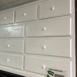 White 9 Drawer Dresser