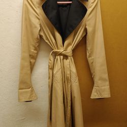 Reversible Woman's Raincoat
