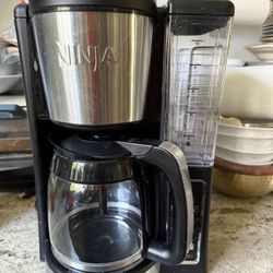 Coffee Maker Ninja Like New