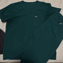 Mens Figs Scrubs (size L)