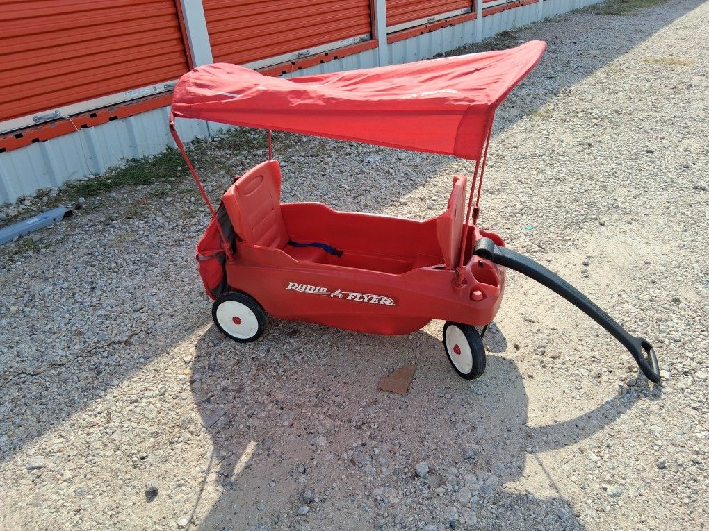 Radio Flyer " Equipped " $55 Dlls. 