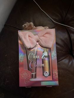 Bebe 3 Piece Facial Cleansing Set