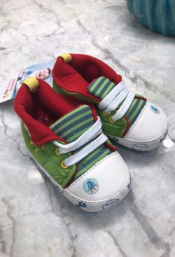 Baby shoes NEW