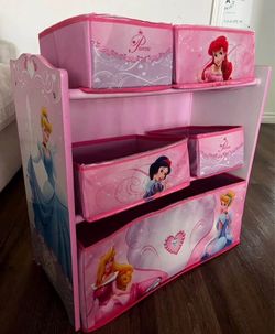 Y2K Disney princess toy storage