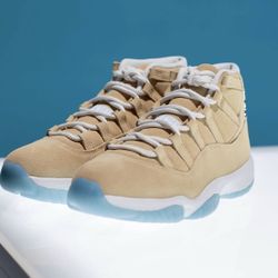 AJ11 H-Town