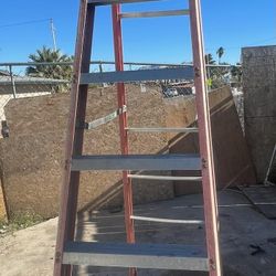 8 Foot Ladder For Sale In North Las Vegas Buy Now!!!!!