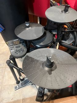 Alesis Nitro Electronic Drum Set