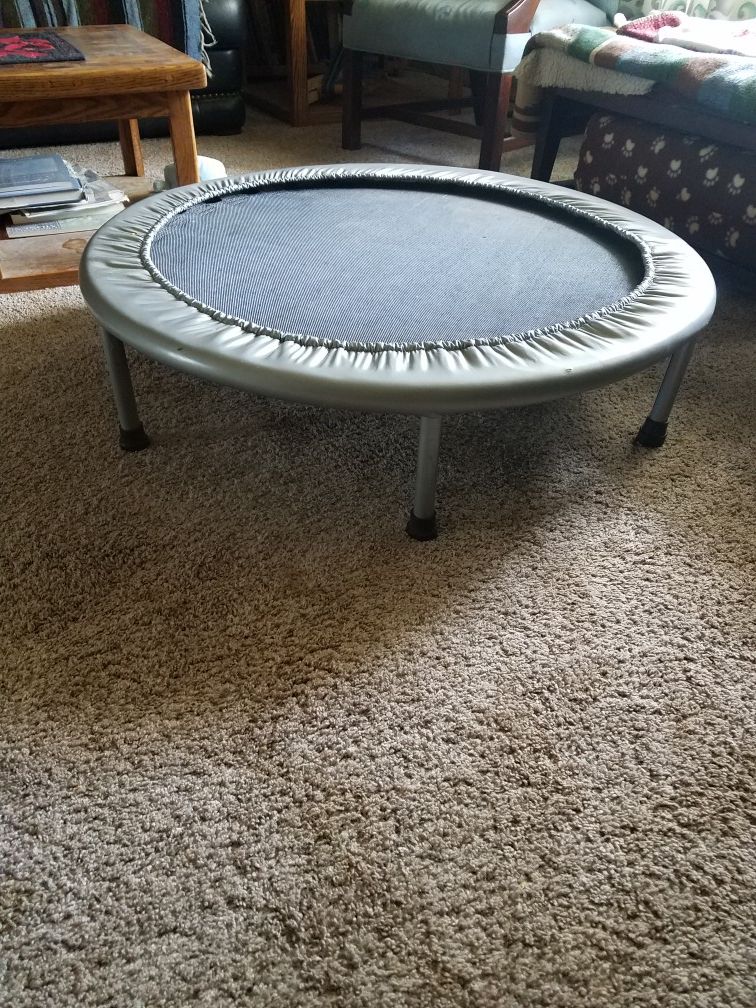 Mini trampoline