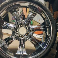 255/30zr/22 Inch Shiny Chrome Universal Rims