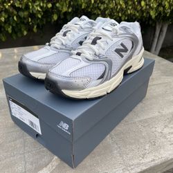 New Balance 530 White & Black Unisex Sz 5.5