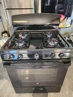 GE Stove 