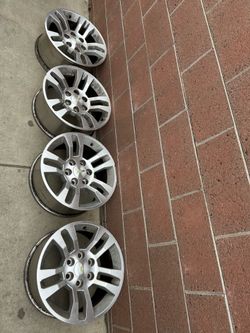 Chevy wheel 🛞 18”used
