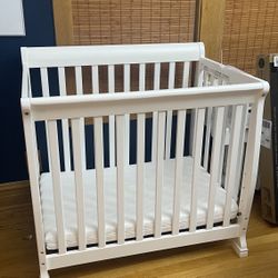 White Mini Crib