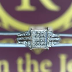 14K GOLD DIAMOND RING 