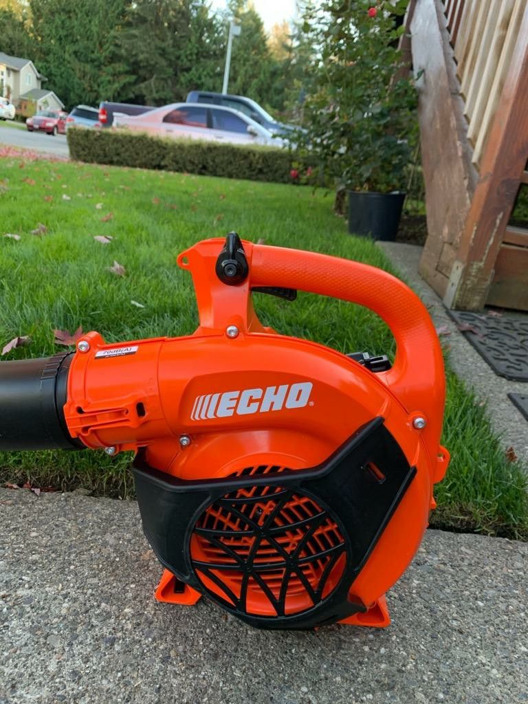 ECHO PB2520. 170 MPH 453 CFM 25.4 cc Gas 2Stroke Cycle Handheld Leaf