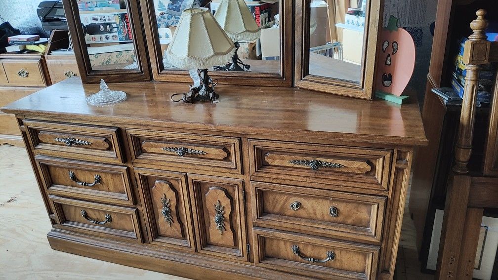 Bedroom Set