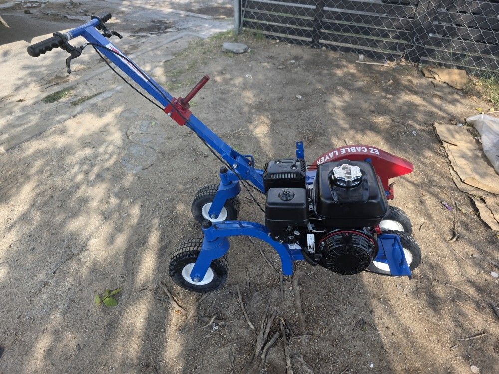 EZ Trench TP400CL7 EZ-Cable Installer Honda Engine