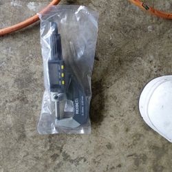 Digital micrometer