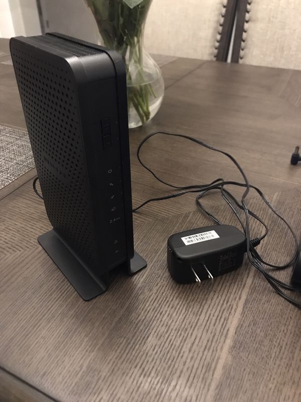 SALE!!!! NETGEAR N300 (8x4) WiFi Cable Modem Router Combo C3000