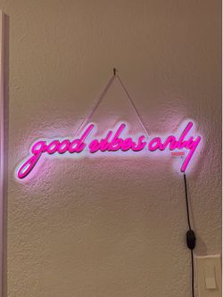 LED Light Sign Good Vibes Only
