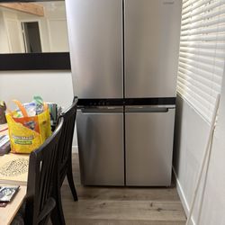 Whirlpool French Door Refrigerator – Stainless – Ice Maker - Fingerprint Resistant