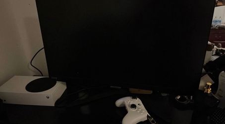 Xbox Series S & Samsung G4 Monitor 27'