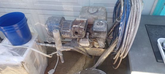 Graco GM 5000 gas powered paint sprayer