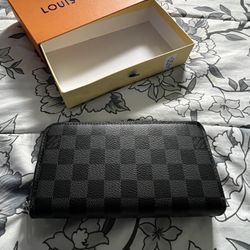 women desinger wallet 