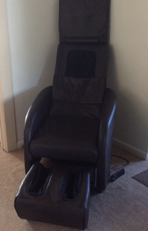 Brookstone Brown Osim Ustyle2 Massage Chair With Foot Like Brookstone Brown Osim Ustyle2 Massage Chair With Foot Like New For In Franklin Township Nj Offerup