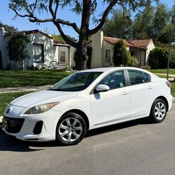 2012 Mazda3 Runs amazing Toyota Camry rav4 4Runner Corolla Lexus RX Is Honda Civic Crv Accord Fit Subaru forester Outback Audi a3 bmw Daily driver Gas