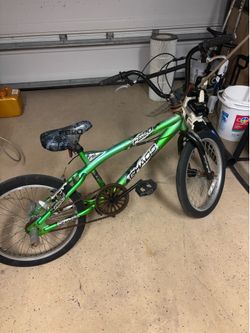 CHILDS BIKE