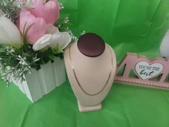 Ladies Gucci chain