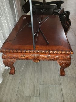 Coffee table elegant